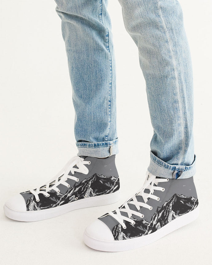 SMF Snow Mountain Masculine Hightop Canvas Shoe