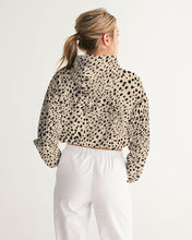 Load image into Gallery viewer, Cheetah Cream Women&#39;s Cropped Windbreaker