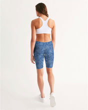 Load image into Gallery viewer, Blue Floral Women&#39;s Mid-Rise Bike Shorts