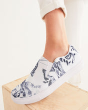 Load image into Gallery viewer, SMF Spotless Feminine Slip-On Canvas Shoe